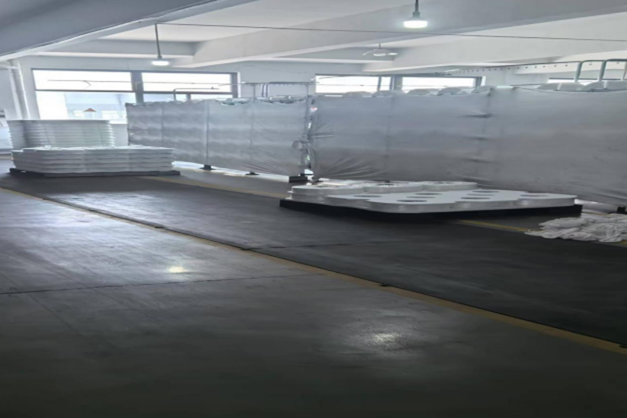 Obszar produkcji szarej tkaniny i umieszczania surowców