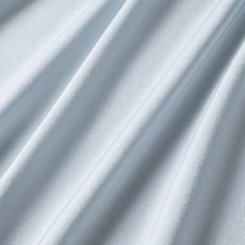 Włóknina, w pełni matowa, bardzo elastyczna tkanina brokatowa imitująca lodowy jedwab